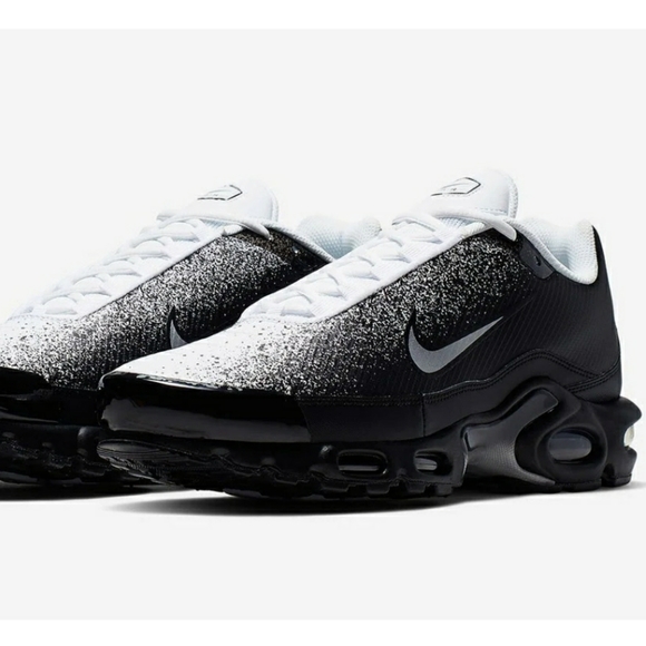 Meet your Posher, Jb - Picture 4 of 4